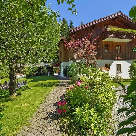 In Near Salzburg With Sauna *